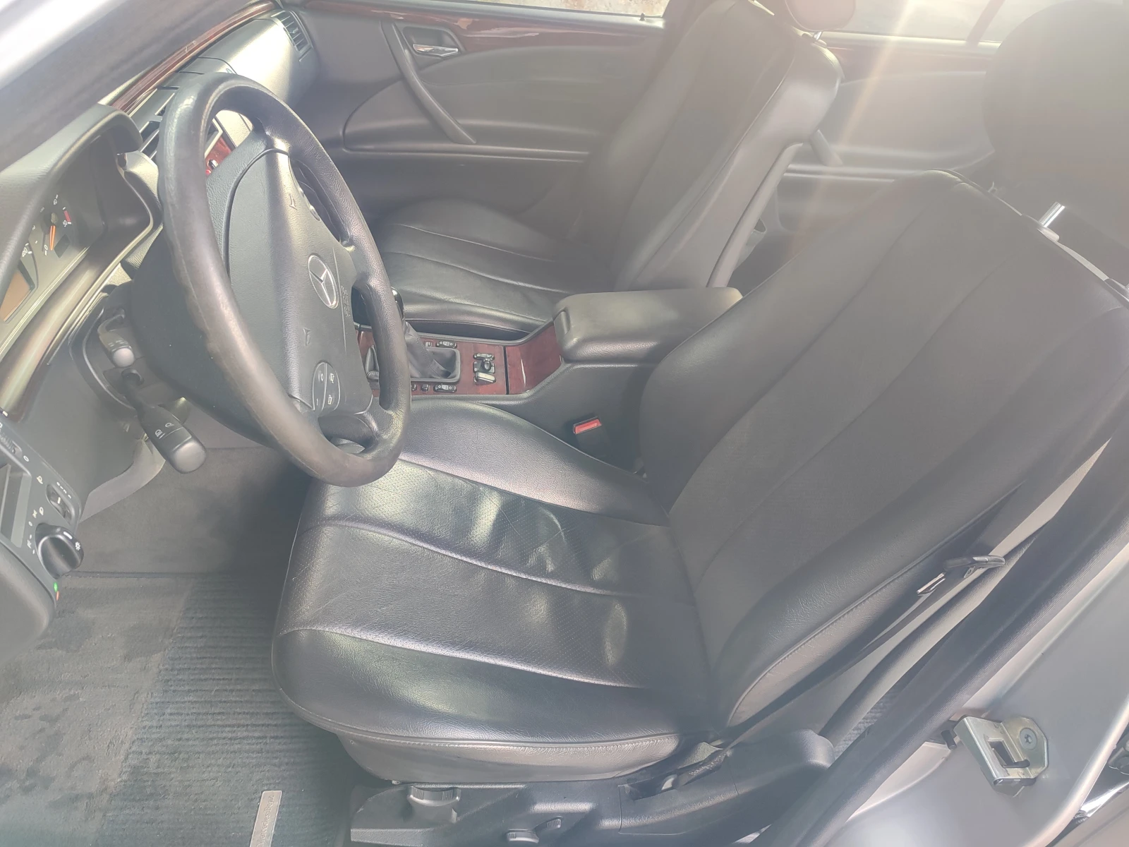 Mercedes-Benz E 200 CDI  - изображение 10