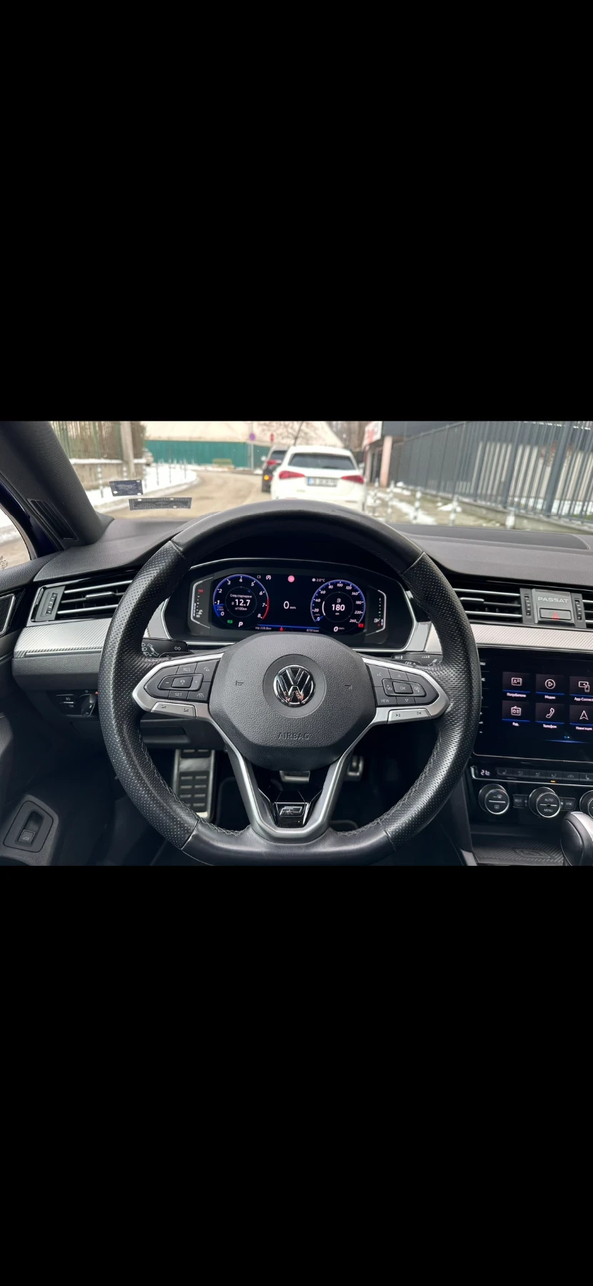 VW Passat 2.0 TSI R line - изображение 7