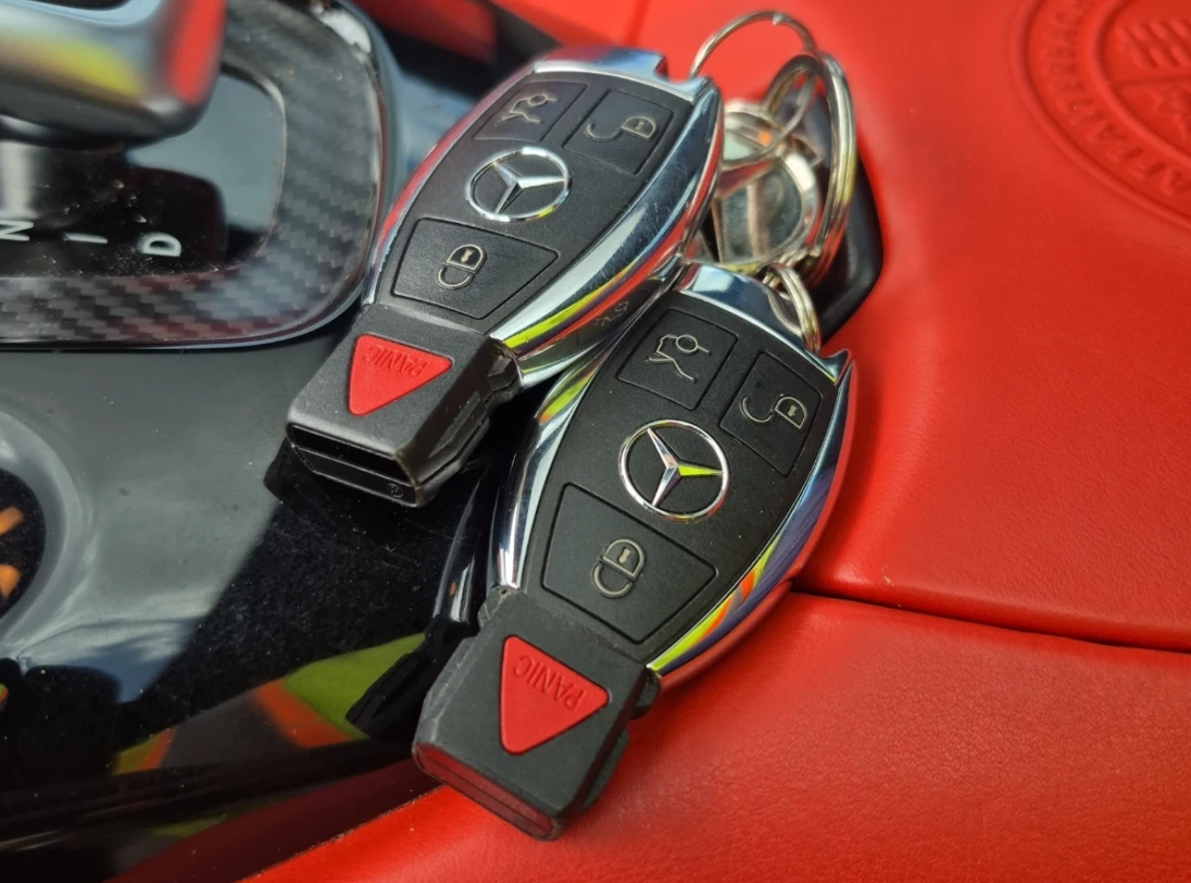 Mercedes-Benz AMG GT S  - изображение 7
