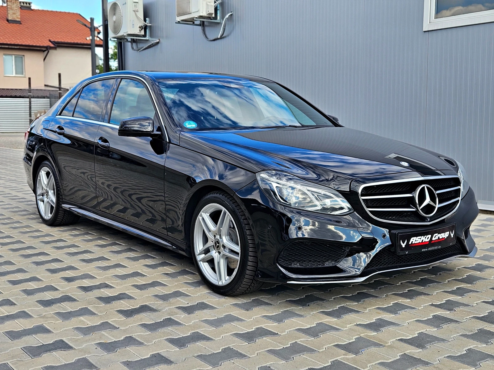 Mercedes-Benz E 220 AMG/9G-TRONIC/FACE/GERMANY/LED/360CAMERA/AUTO H/LI - изображение 3