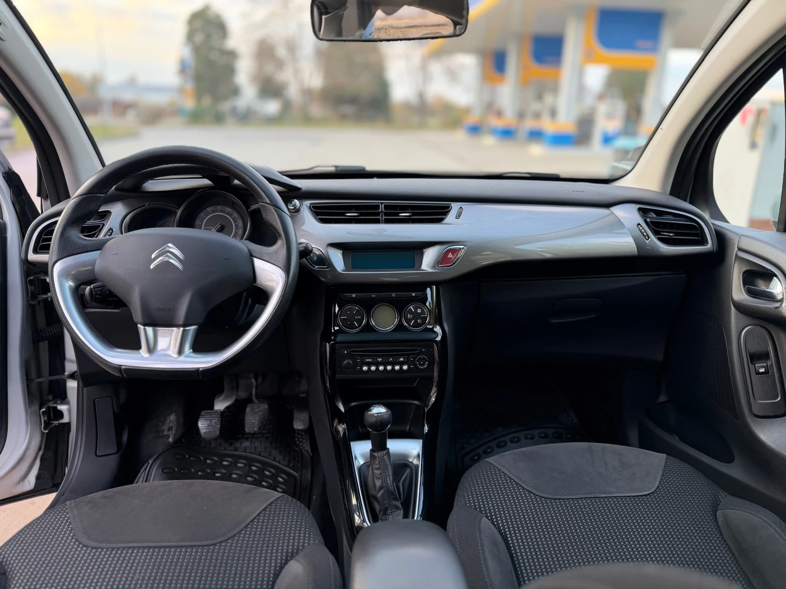 Citroen C3 Citroen C3 1, 4  70 . | Mobile.bg   9