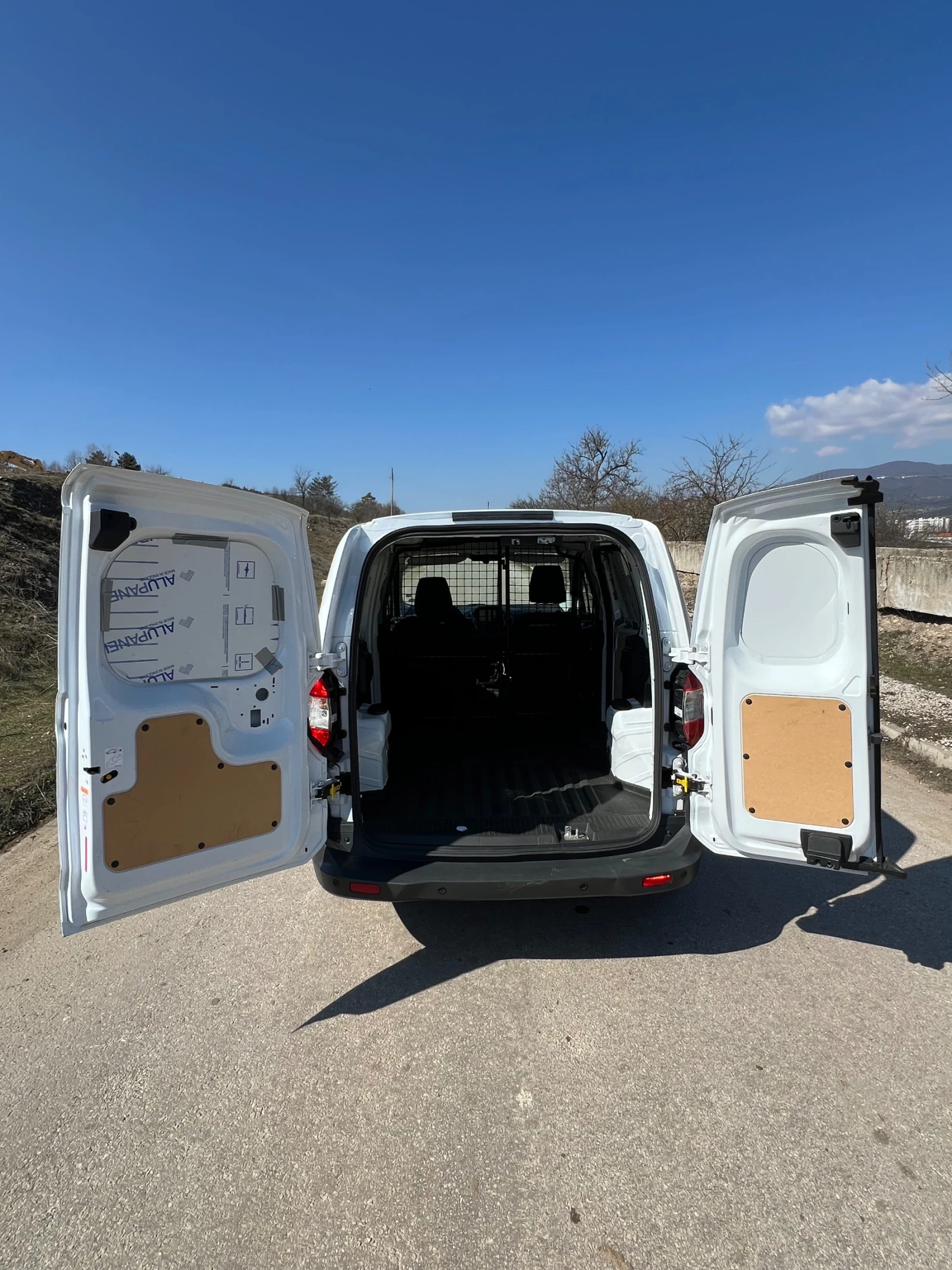 Ford Courier  - изображение 8