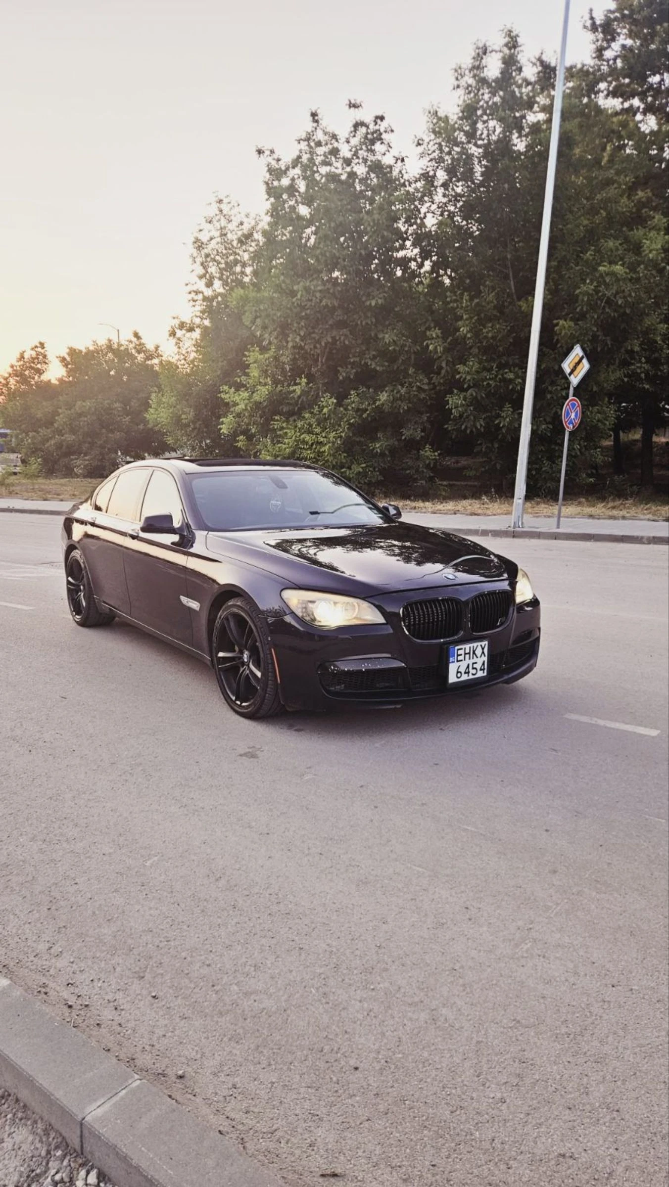 BMW 750 750  xdrive, снимка 4 - Автомобили и джипове - 53777572