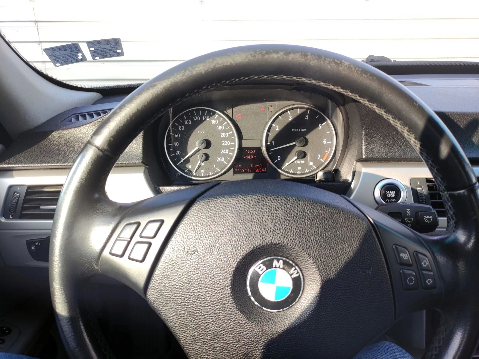 BMW 318, снимка 13 - Автомобили и джипове - 53816968