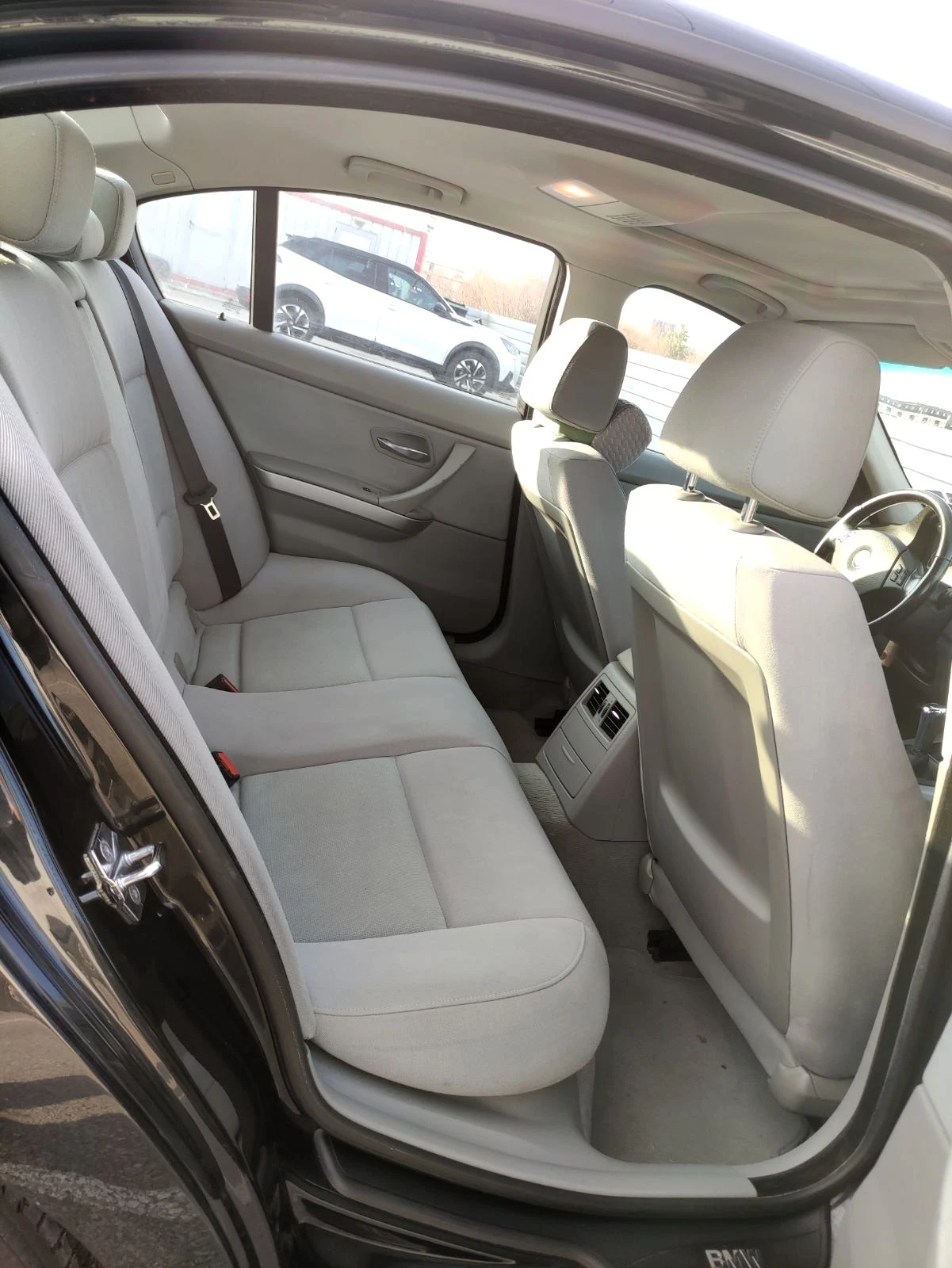 BMW 318, снимка 12 - Автомобили и джипове - 53816968