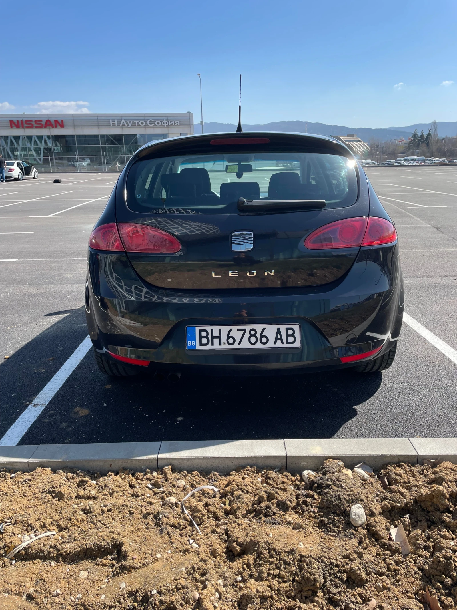 Seat Leon, снимка 10 - Автомобили и джипове - 53849528