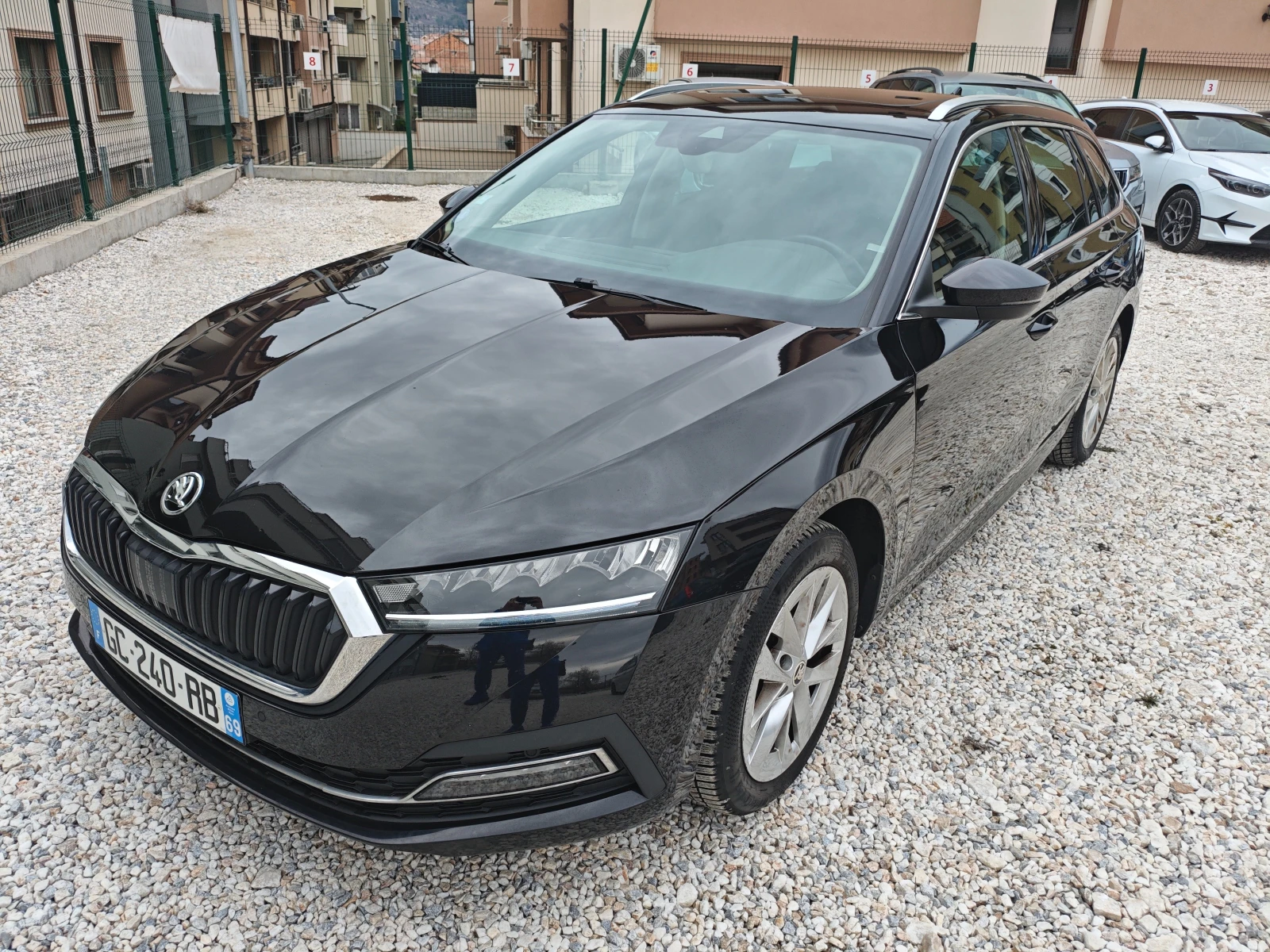 Skoda Octavia 1.5TSi 150к.с Panorama, Kamera