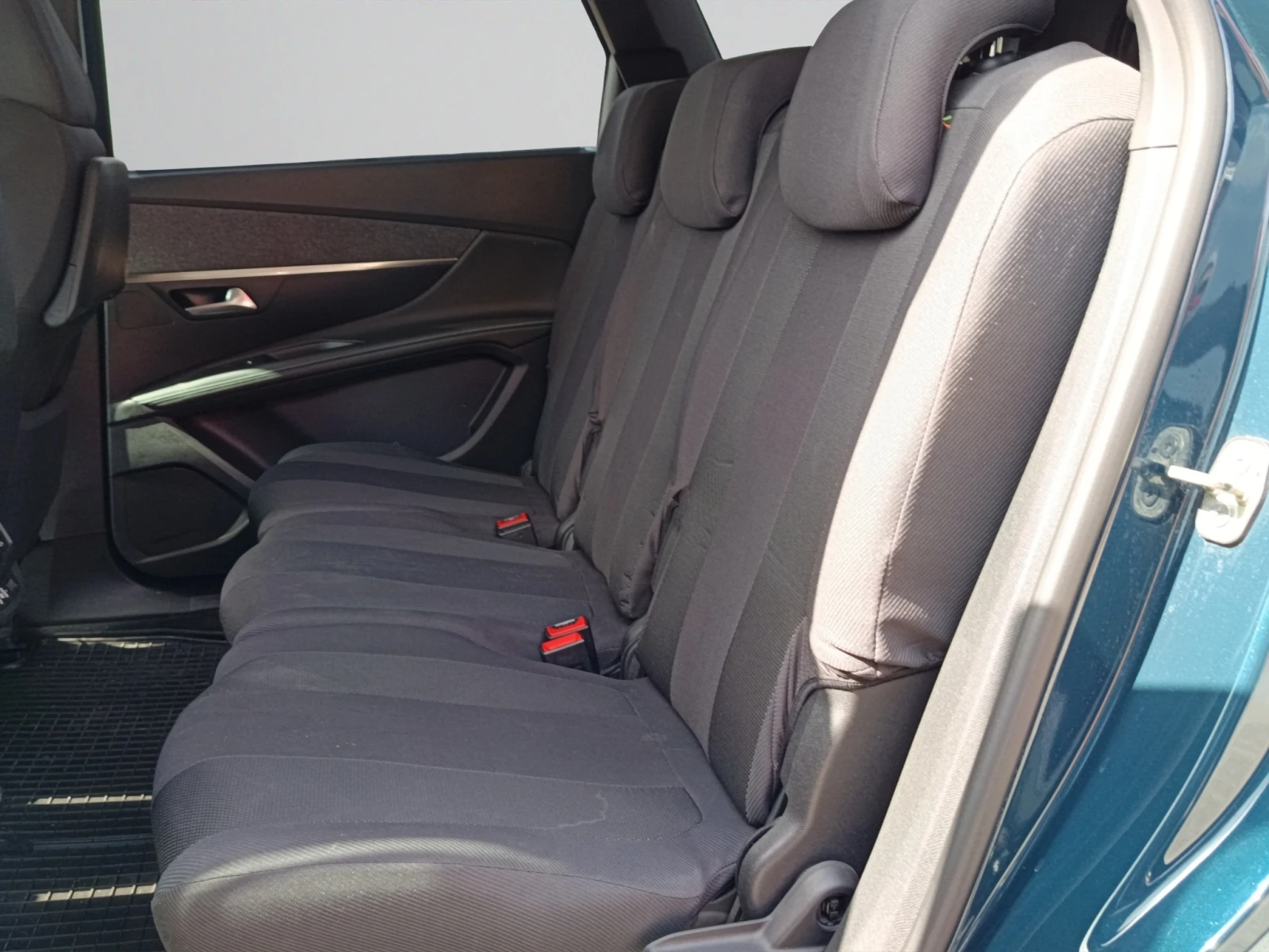 Peugeot 5008 ALLURE PACK, снимка 16 - Автомобили и джипове - 53998461