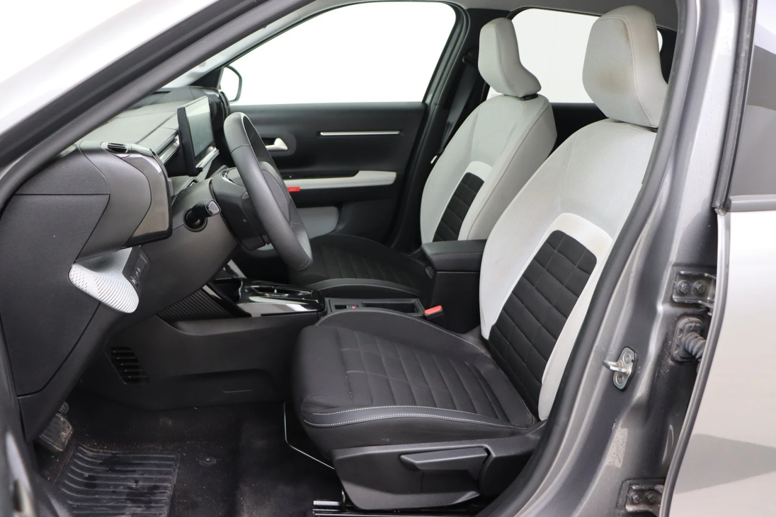 Citroen C3 Max, снимка 11 - Автомобили и джипове - 54148743