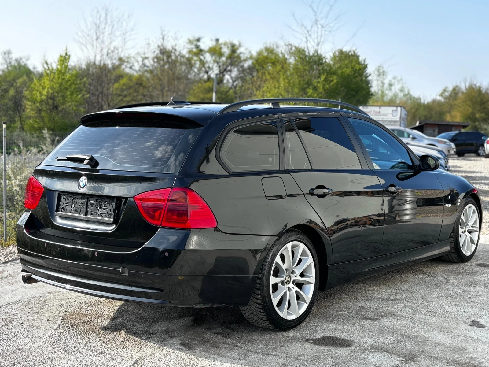 BMW 320 * KEYLESS* NAVI* TOP* , снимка 5 - Автомобили и джипове - 54220809