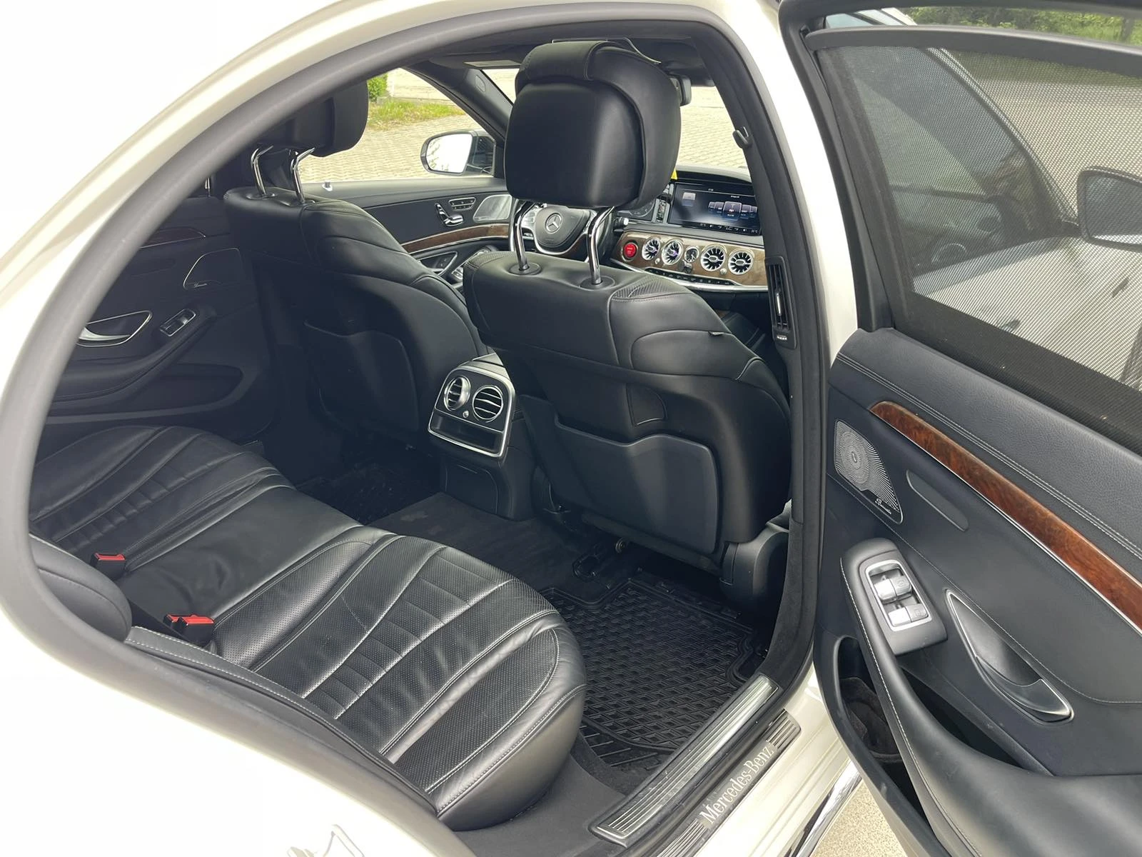 Mercedes-Benz S 550 * V8 BRABUS PACK FACE PANORAMA 4-MATIC LONG* , снимка 11 - Автомобили и джипове - 54501700