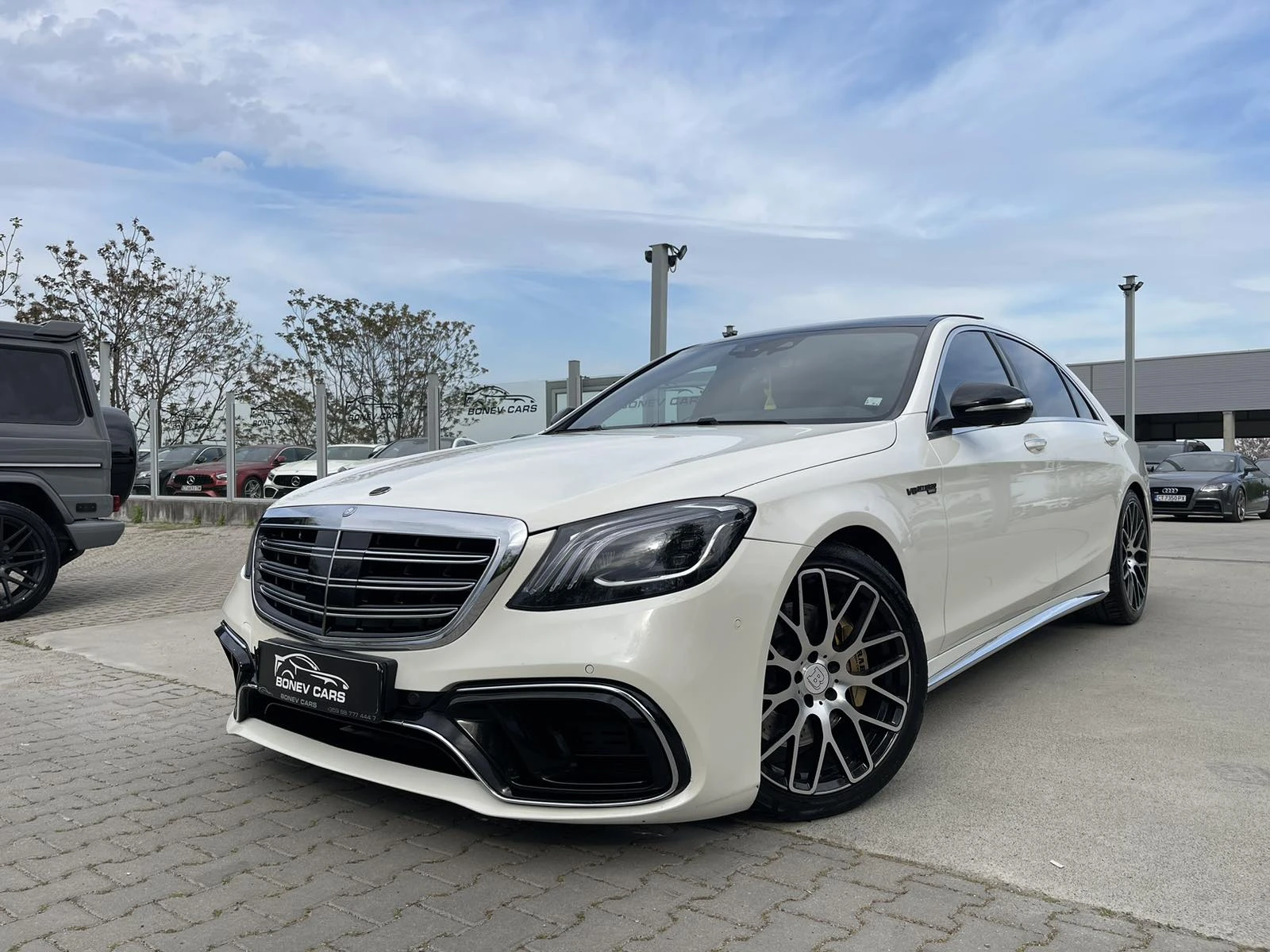 Mercedes-Benz S 550 * V8 BRABUS PACK FACE PANORAMA 4-MATIC LONG* 