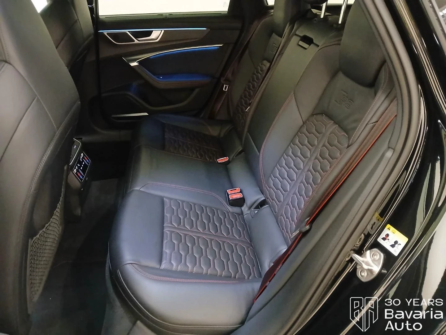 Audi Rs6 4, 0 TFSI Avant Quattro Tiptronic Ceramic, снимка 10 - Автомобили и джипове - 54954174
