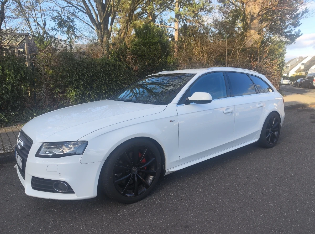 Audi A4 S-LINE