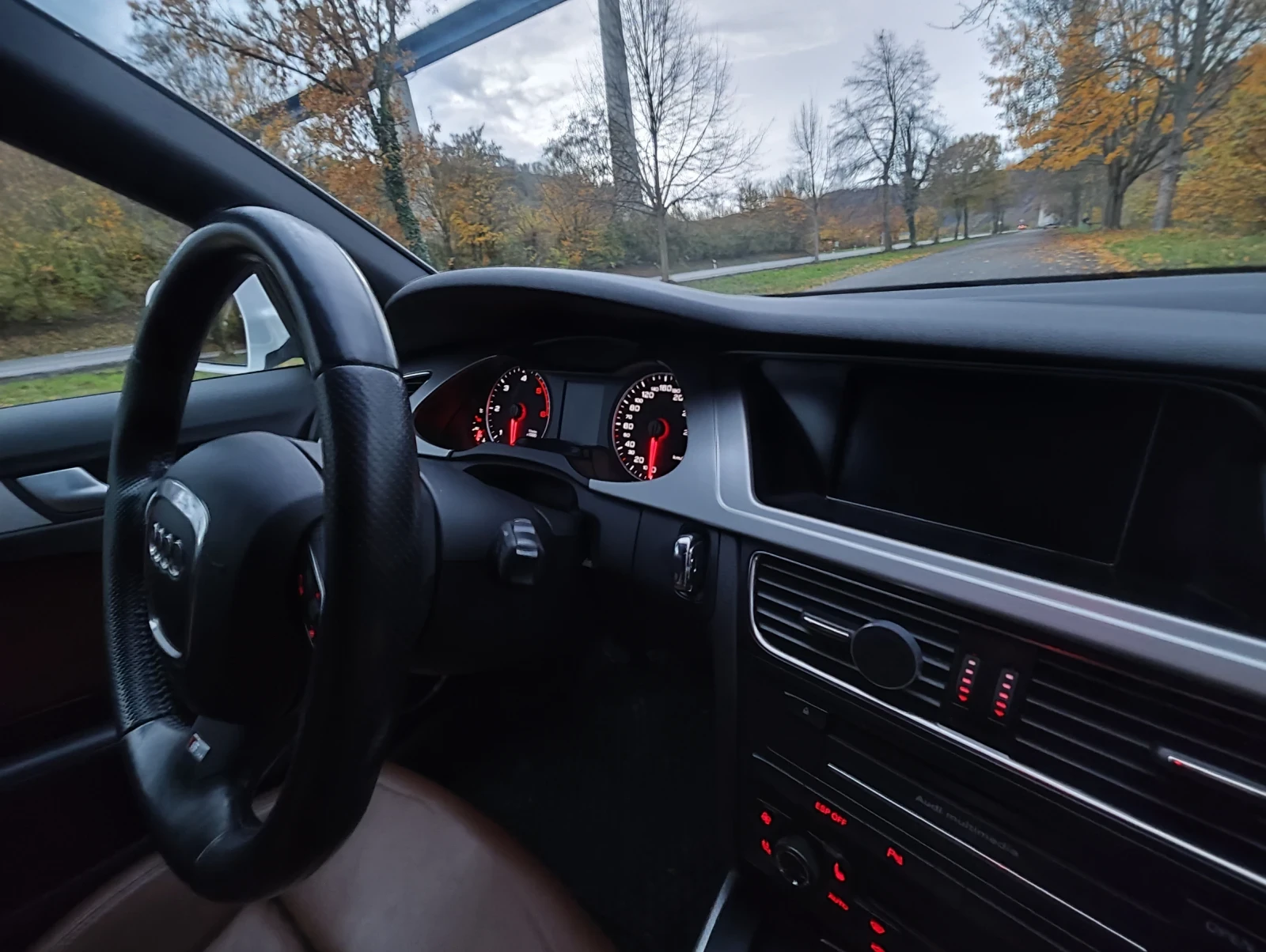 Audi A4 S-LINE, снимка 15 - Автомобили и джипове - 55249426