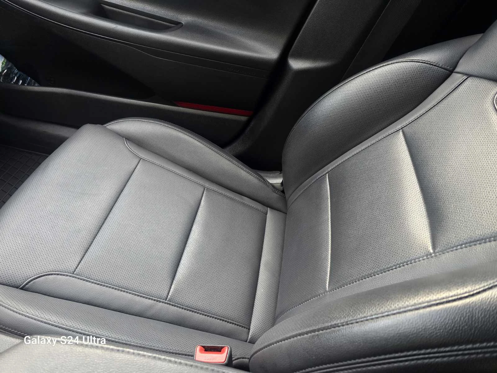 Hyundai Grandeur 3.0 V6 LPi, снимка 10 - Автомобили и джипове - 55347817