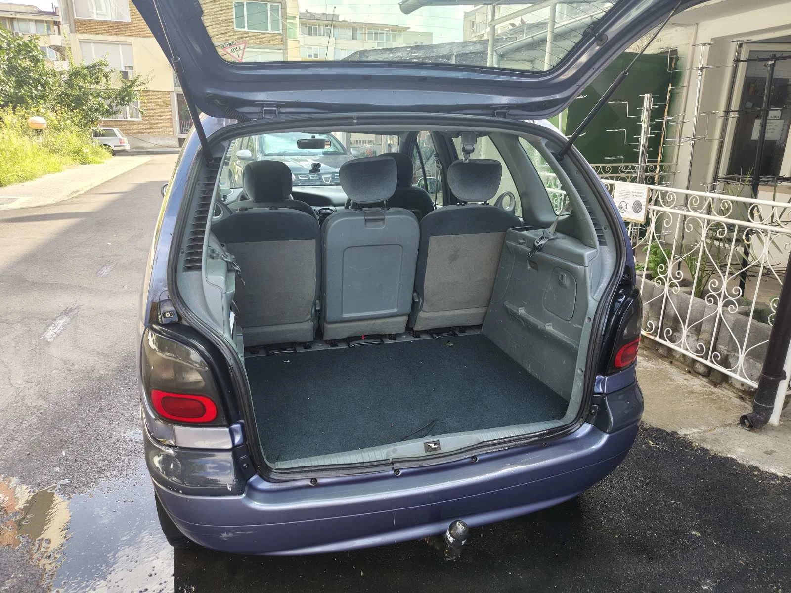 Renault Scenic, снимка 14 - Автомобили и джипове - 55586246