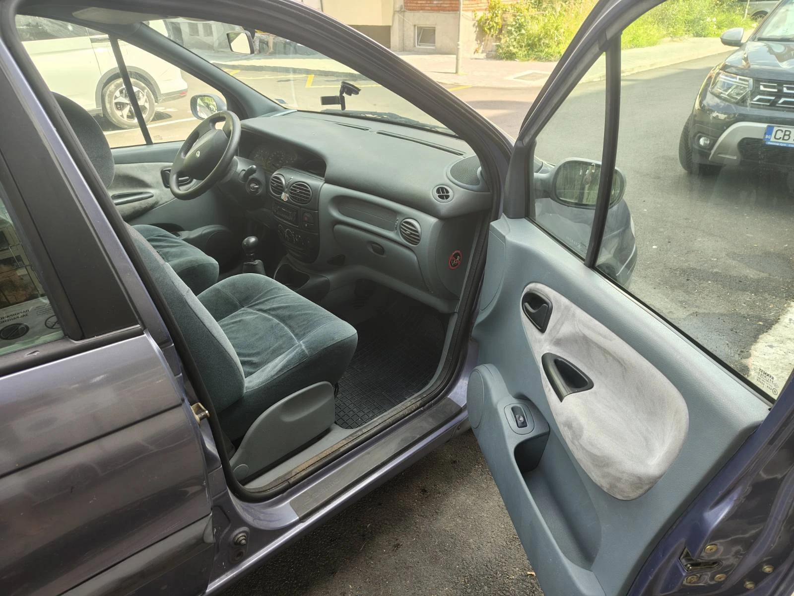 Renault Scenic, снимка 9 - Автомобили и джипове - 55586246