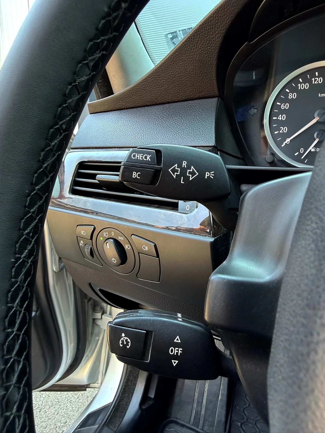 BMW 525, снимка 10 - Автомобили и джипове - 55607479
