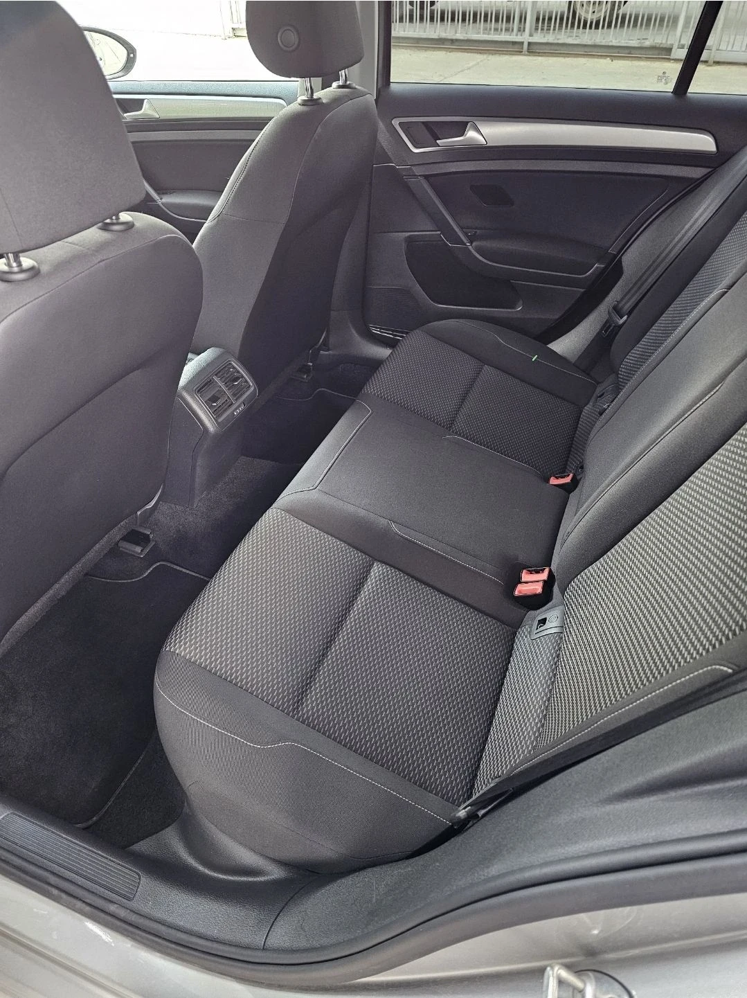 VW Golf 1.6TDI 116к.с. DSG Euro 6d 60 000км, снимка 10 - Автомобили и джипове - 55638080
