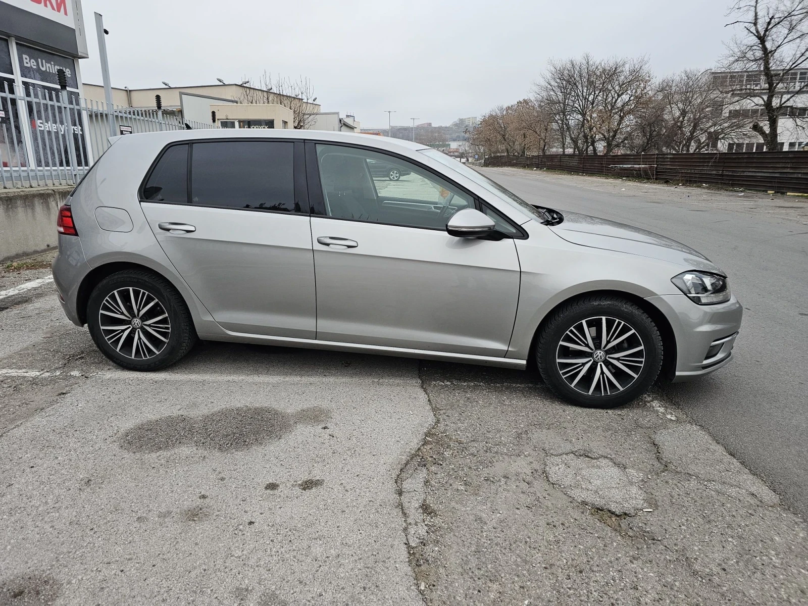 VW Golf 1.6TDI 116к.с. DSG Euro 6d 60 000км, снимка 4 - Автомобили и джипове - 55638080