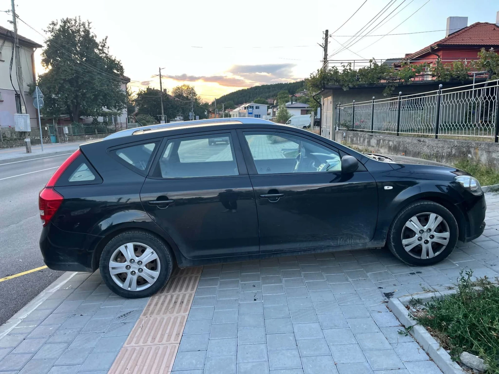 Kia Ceed Kia Ceed 1.6CRDI , снимка 3 - Автомобили и джипове - 56184318