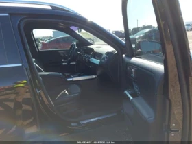 Mercedes-Benz GLB кожа* Подгрев* Кейлес* Blind Spot* ФИКСИРАНА ЦЕНА, снимка 8