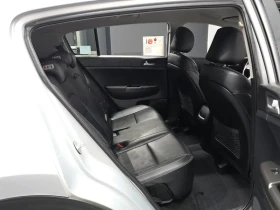 Kia Sportage The Bold Diesel 2.0 2Wd Luxury, снимка 12