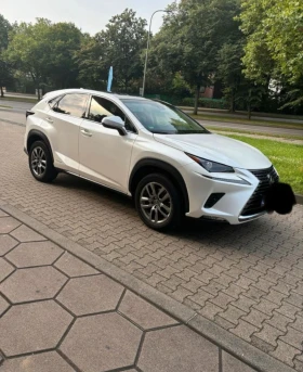 Lexus NX 300h, снимка 1