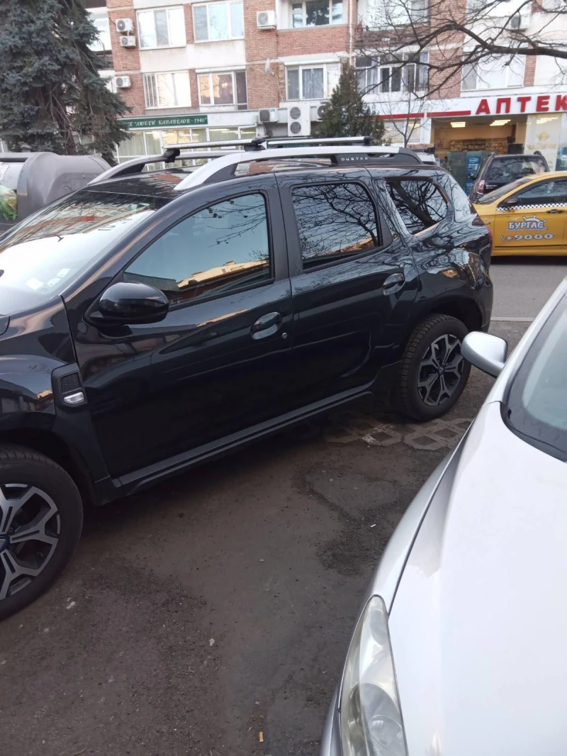 Dacia Duster, снимка 11 - Автомобили и джипове - 49021316