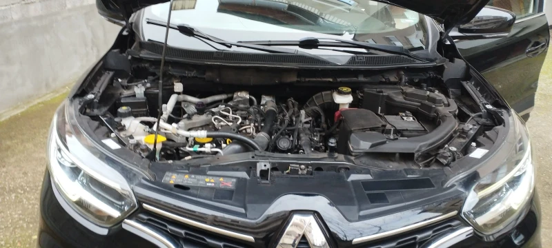 Renault Kadjar, снимка 9 - Автомобили и джипове - 50442717