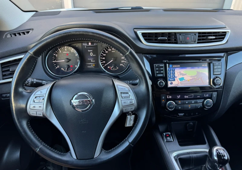 Nissan Qashqai, снимка 9 - Автомобили и джипове - 50886216