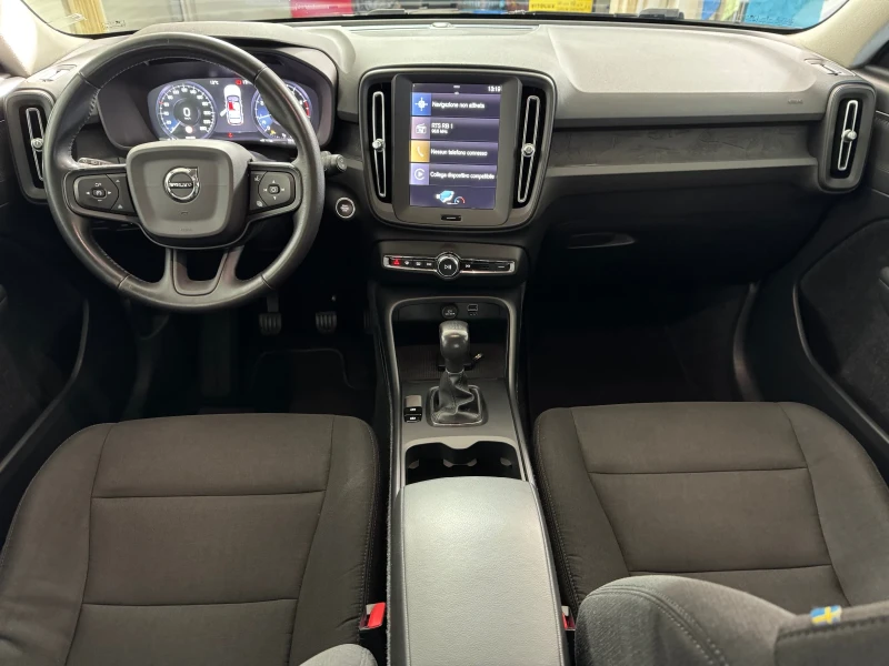 Volvo XC40 1.5 i T3 - INSCRIPTION/ EURO 6D - 101.000 km!!!, снимка 10 - Автомобили и джипове - 52012262