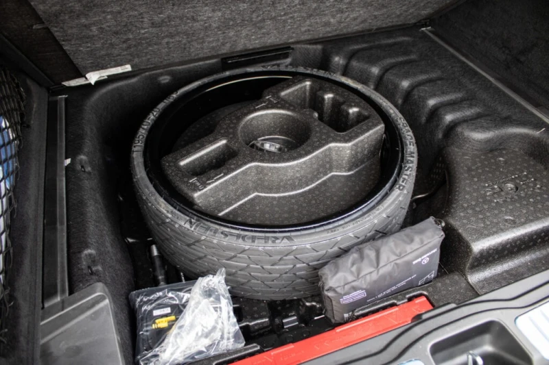 Mercedes-Benz GLE 63 S AMG 4Matic+ , снимка 17 - Автомобили и джипове - 52695962