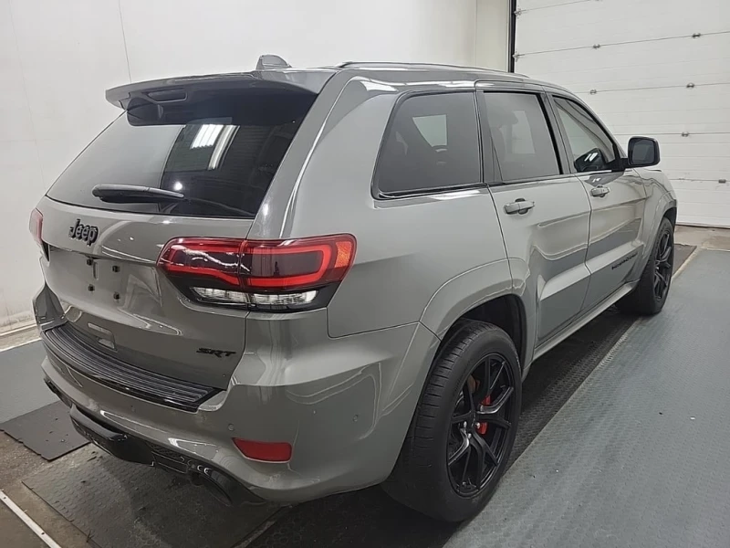 Jeep Grand cherokee * SRT * CARFAX * , снимка 3 - Автомобили и джипове - 53038846