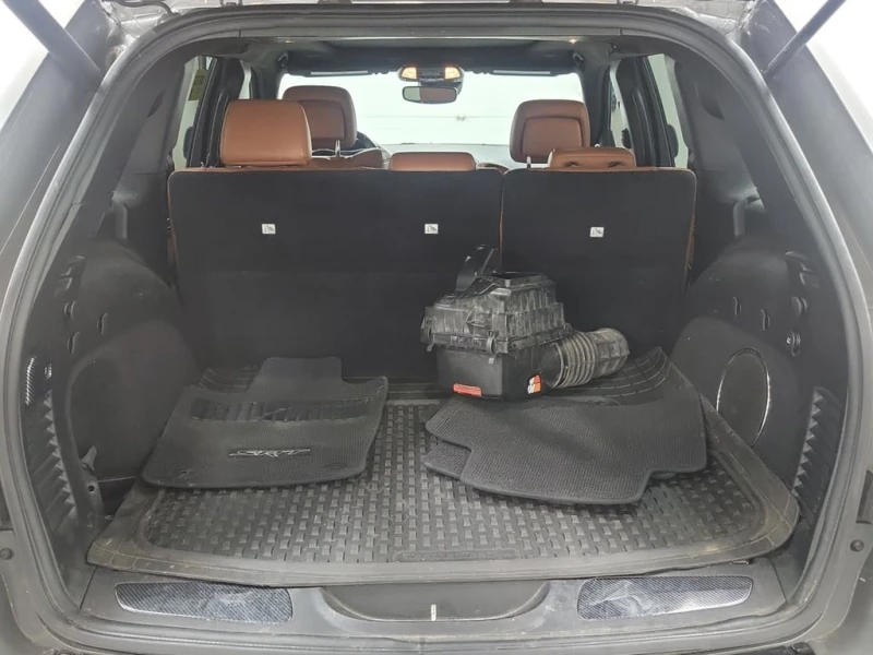 Jeep Grand cherokee * SRT * CARFAX * , снимка 16 - Автомобили и джипове - 53038846