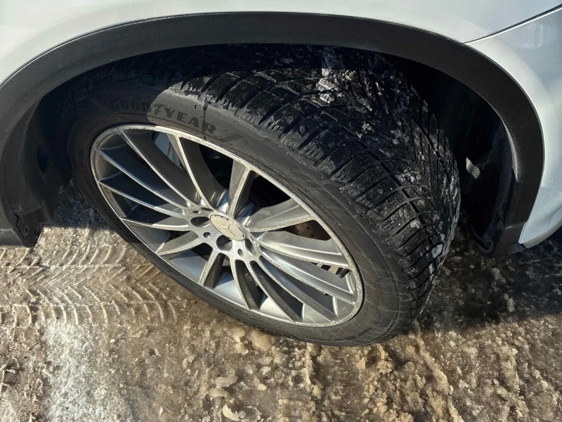 Mercedes-Benz GLC 43 AMG  С РЕГИСТРАЦИЯ & АВТО КРЕДИТ , снимка 12 - Автомобили и джипове - 53371295