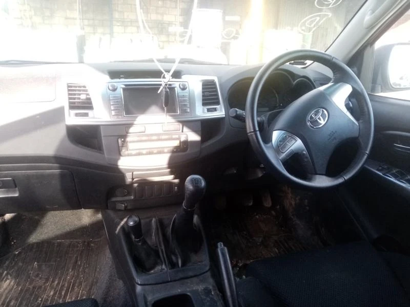 Toyota Hilux 2.5/3.0D4DЧАСТИ - изображение 4