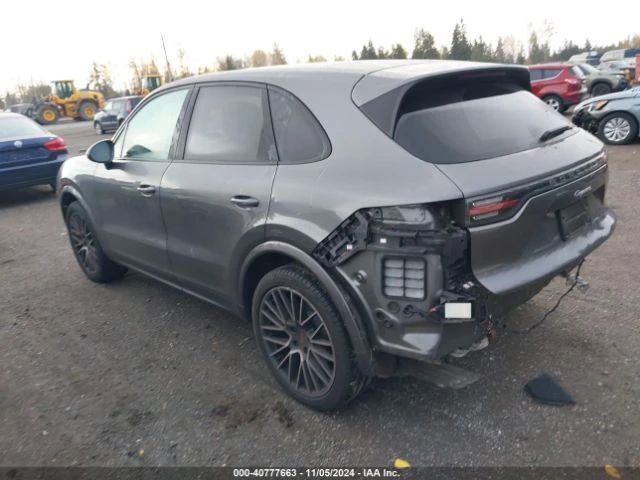 Porsche Cayenne, снимка 3 - Автомобили и джипове - 48414290