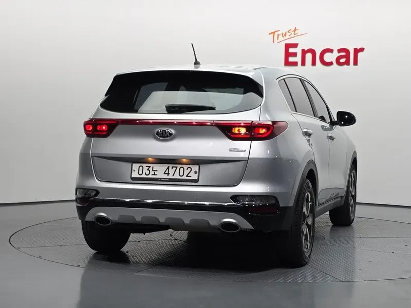Kia Sportage The Bold Diesel 2.0 2Wd Luxury, снимка 4 - Автомобили и джипове - 55015762