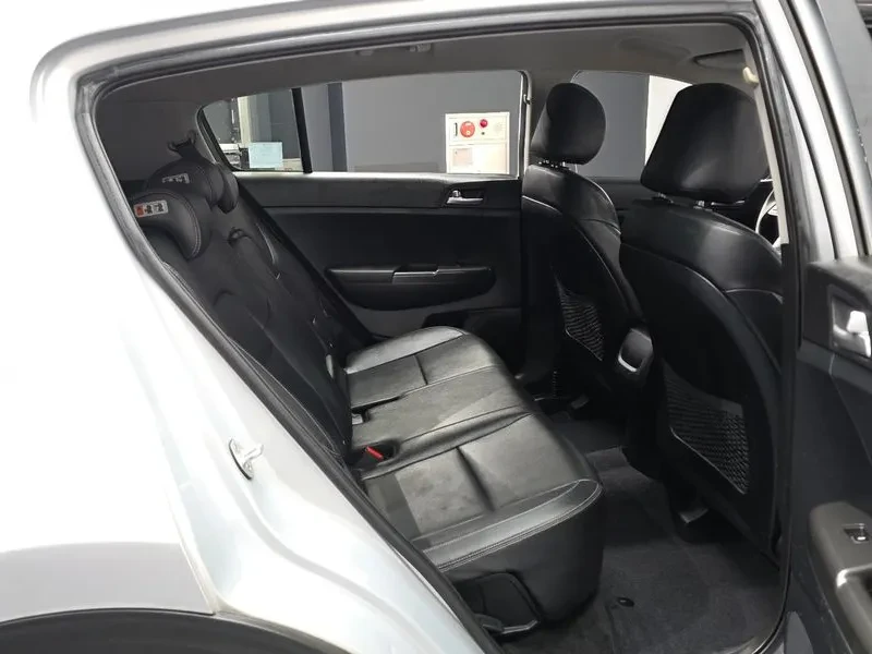 Kia Sportage The Bold Diesel 2.0 2Wd Luxury, снимка 12 - Автомобили и джипове - 55015762