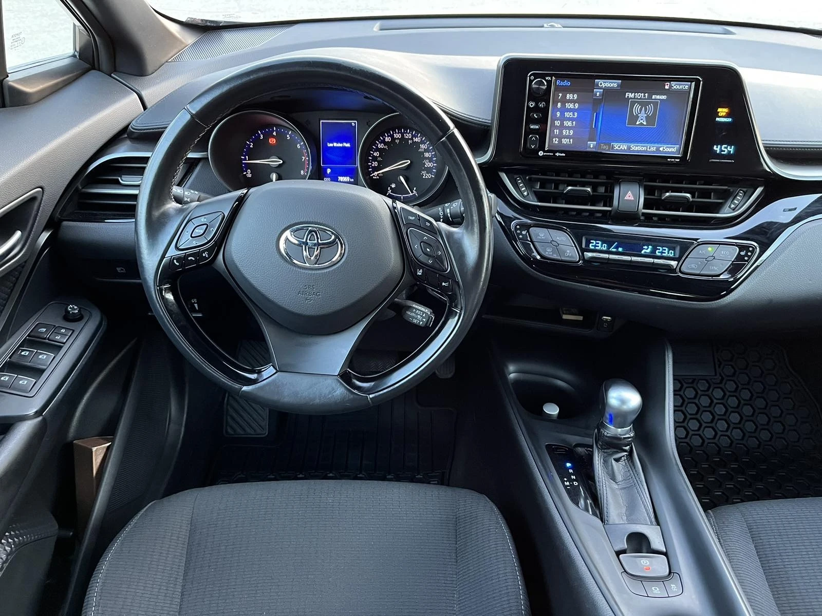 Toyota C-HR | Mobile.bg � ����������� 15