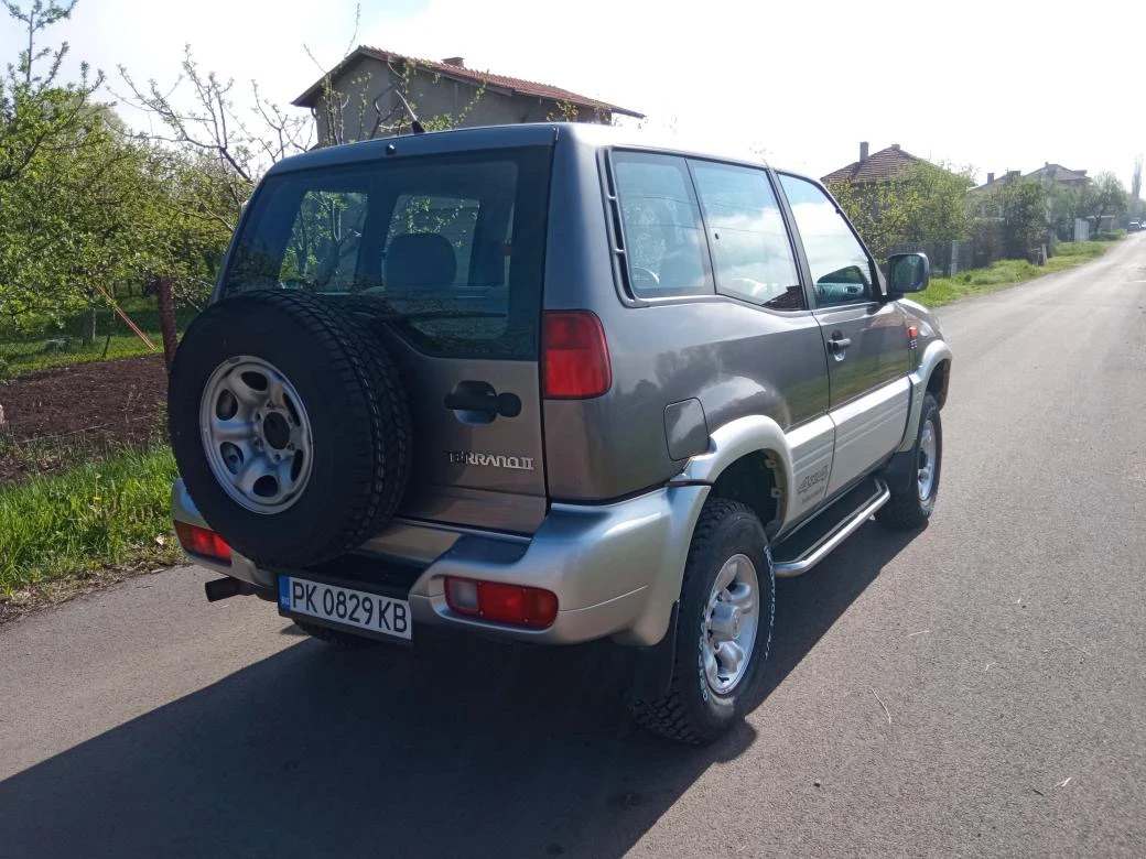 Nissan Terrano 2.8 - изображение 6