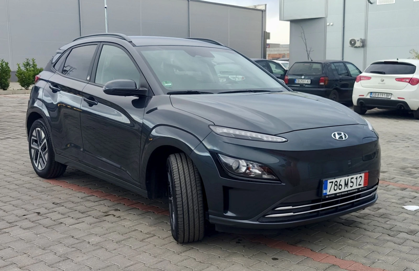 Hyundai Kona Trend/Face/42kwh/136hp/Сервизна книжка/SOH 100% - изображение 3