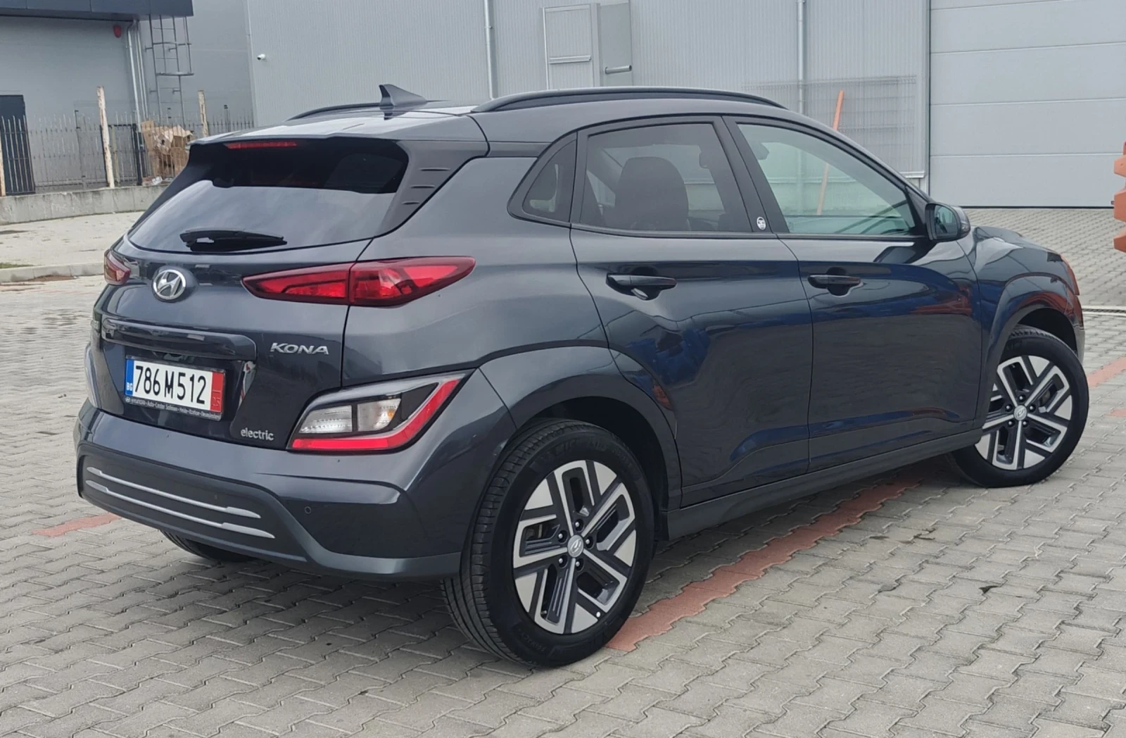 Hyundai Kona Trend/Face/42kwh/136hp/Сервизна книжка/SOH 100% - изображение 5