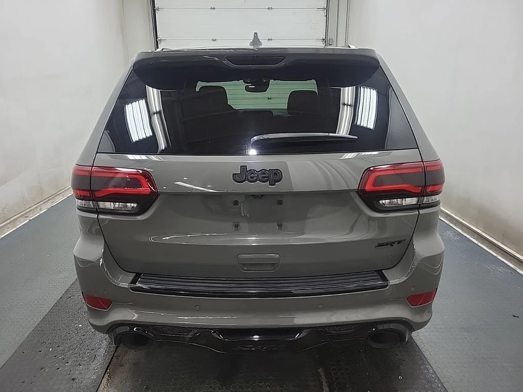 Jeep Grand cherokee * SRT * CARFAX *  - изображение 6