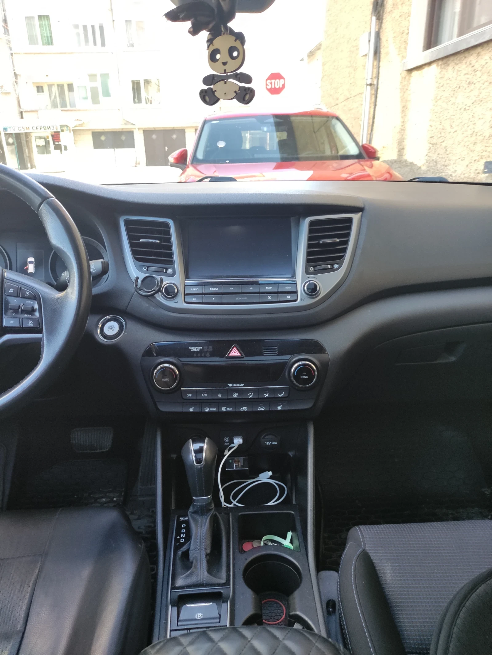 Hyundai Tucson, снимка 8 - Автомобили и джипове - 53315492