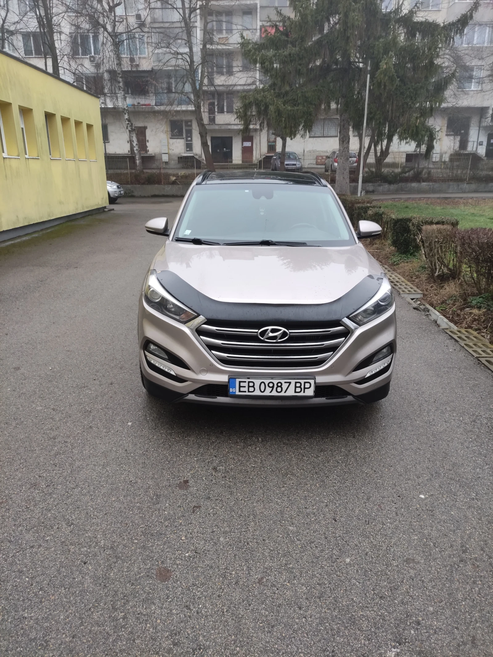 Hyundai Tucson, снимка 3 - Автомобили и джипове - 53315492