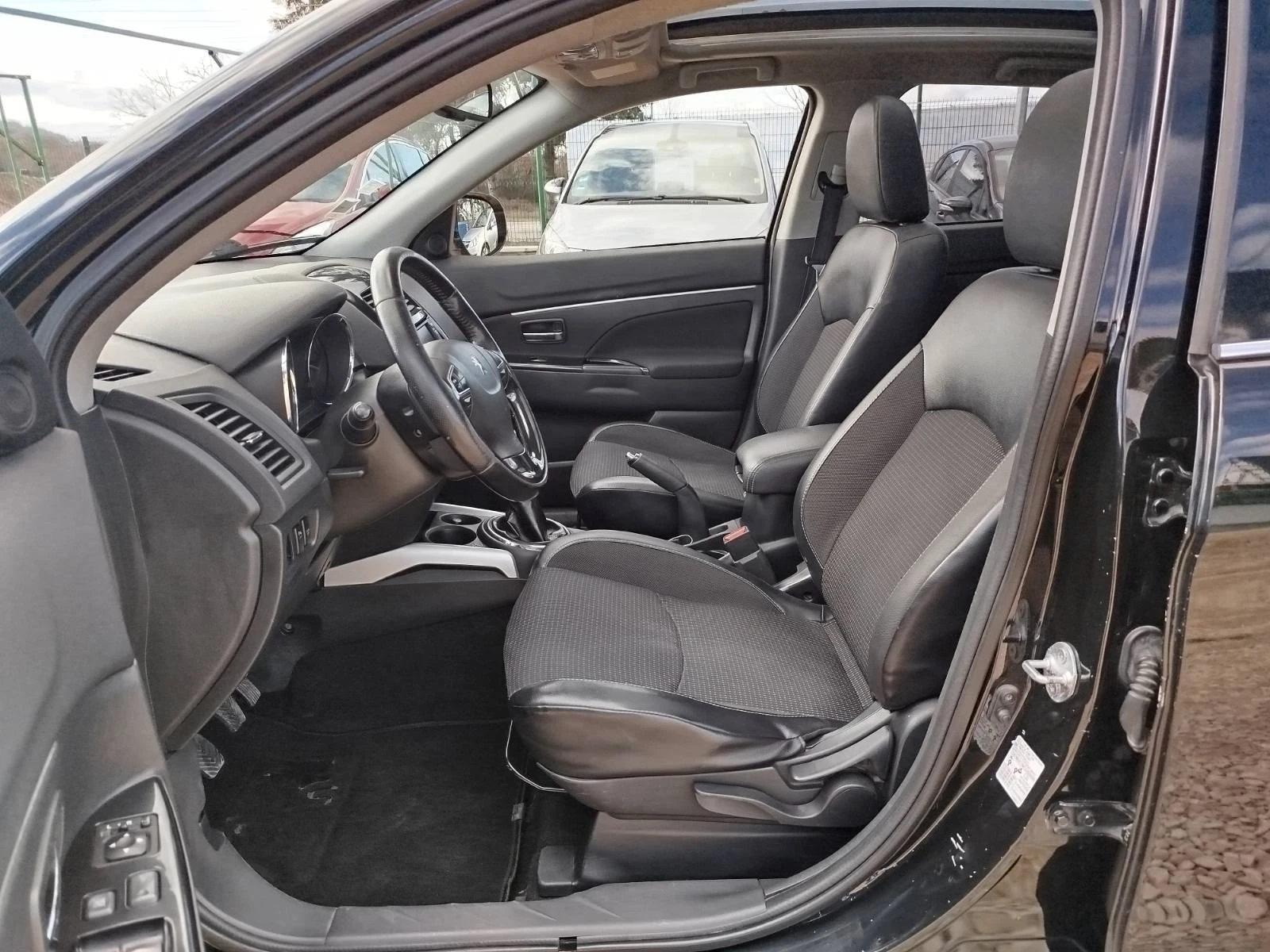 Peugeot 4008 1.6 HDi* 4x4* Панорама - изображение 7