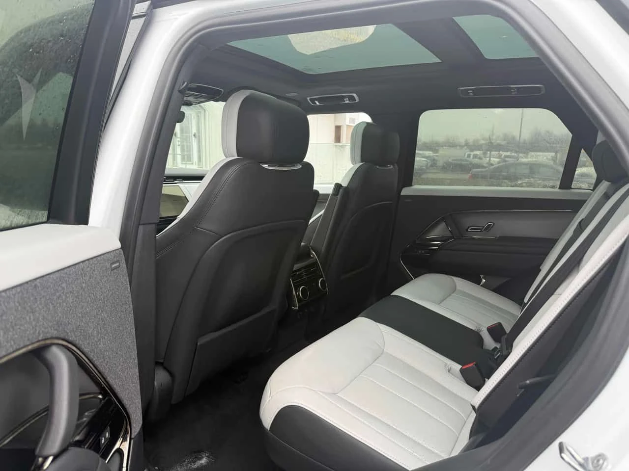 Land Rover Range Rover Sport * Dynamic SE * 360 * 2 КЛЮЧА * ПОДГРЕВ * ПАМЕТ, снимка 12 - Автомобили и джипове - 54150182